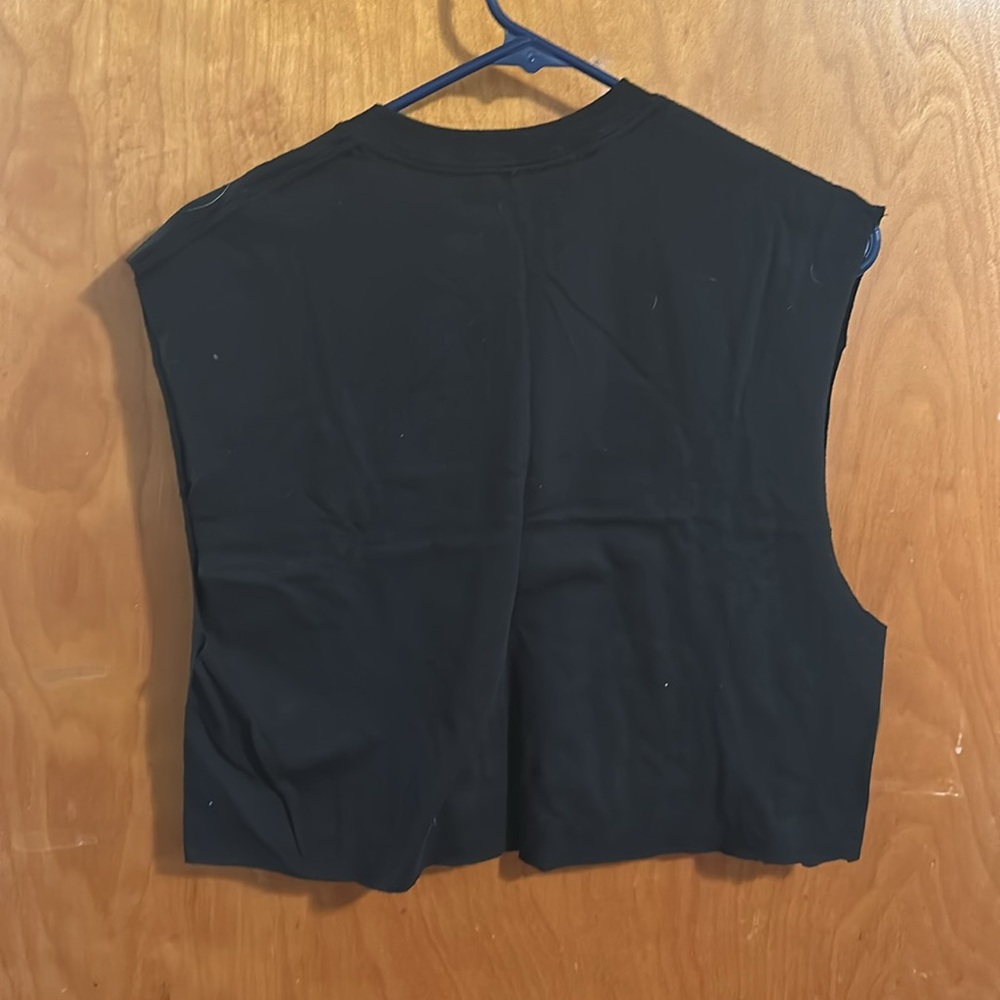 Black Halloween Cropped Sleeveless Top - Picture 6 of 6